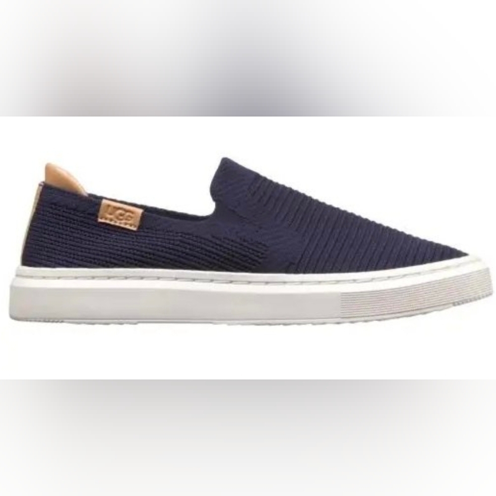UGG Women's W ALAMEDA SAMMY Slip On Sneaker, Navy Rib Knit, size US 8.5/EU39.5